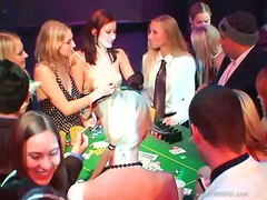 Анабель, Карла Кокса и Селин веселятся в казино